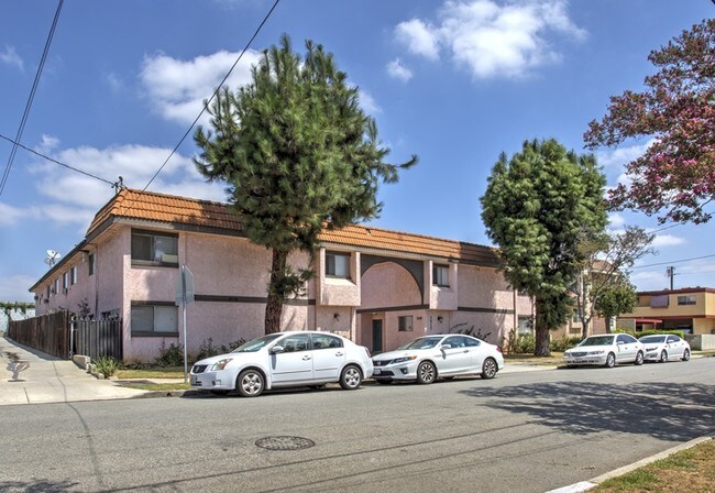 Building Photo - 1517 Acacia St