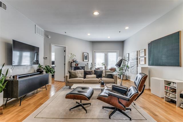 Building Photo - 4111 Cole Ave