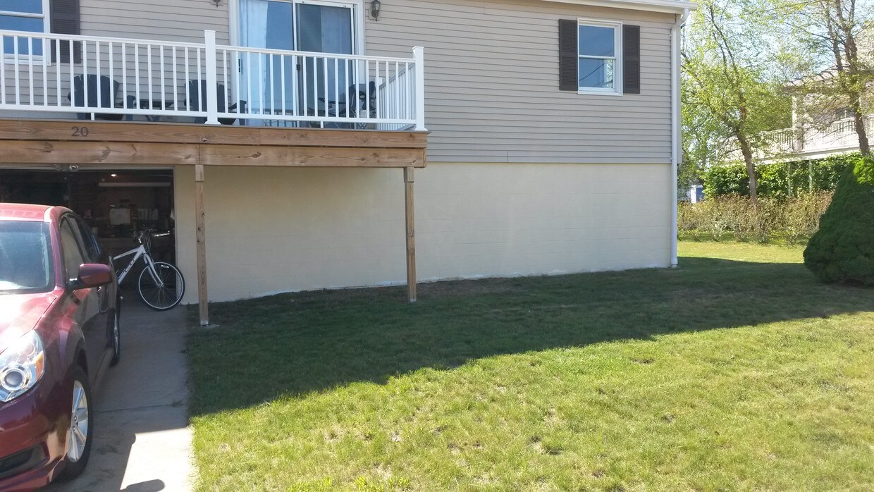 20 Clifford Dr, Westerly, RI 02891 House Rental in Westerly, RI