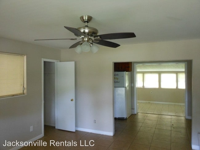 4 Br 2 Bath House 6768 Daughtry Blvd S House For Rent In