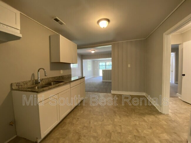 Foto del edificio - 820 Par Ave