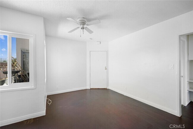 Foto del edificio - 6634 Lankershim Blvd