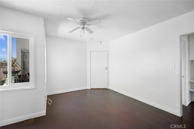 Building Photo - 6634 Lankershim Blvd
