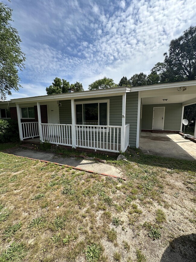 Building Photo - 314 Cedarwood St