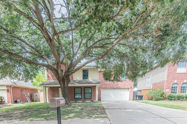 Building Photo - 22522 Heather Way Ct