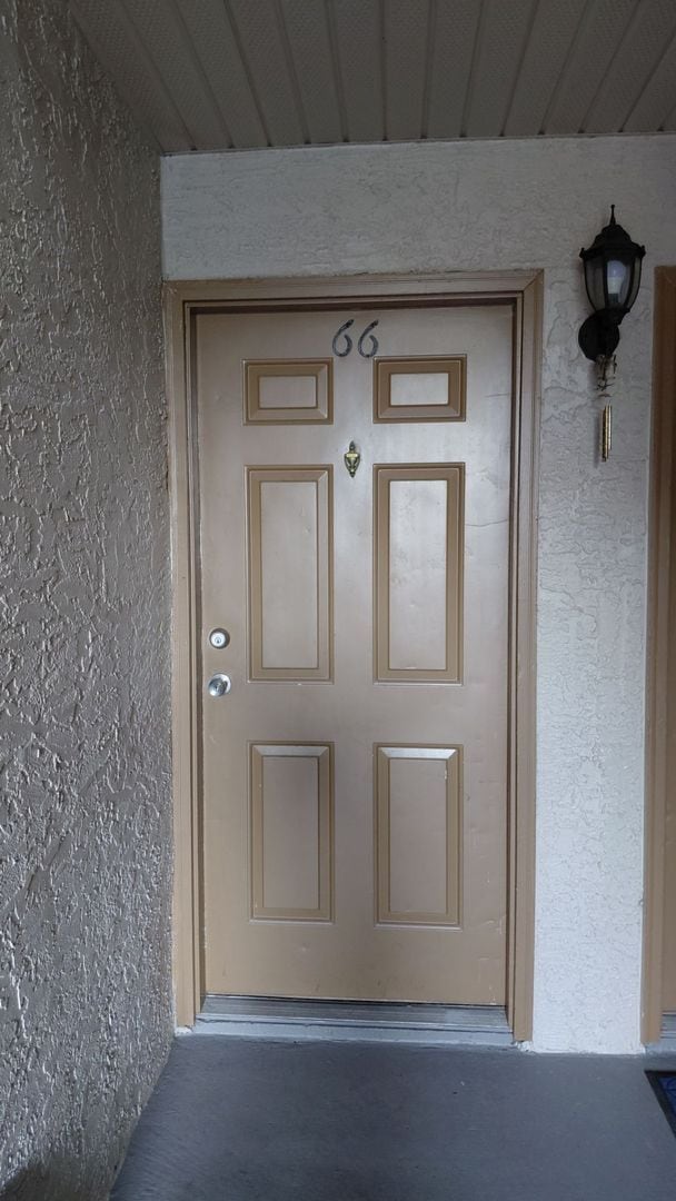 Building Photo - Spacious 2 Bedroom 2 Bath Condo in Townes of Southgate