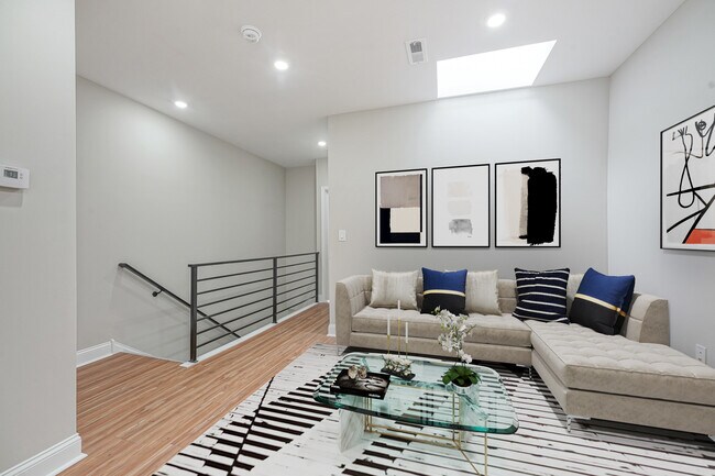 Foto del edificio - 231 S 55th St