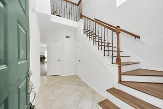 Building Photo - 5515 Strack Rd