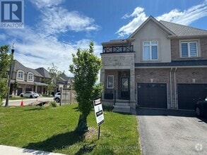 Building Photo - 30 Foothills Ln