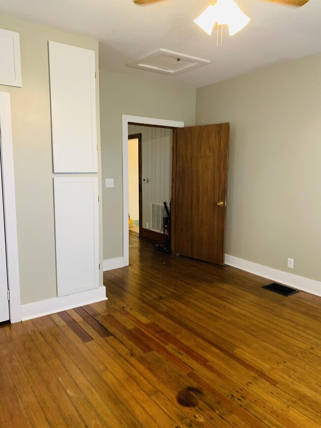 Foto del edificio - 217 N 3rd St