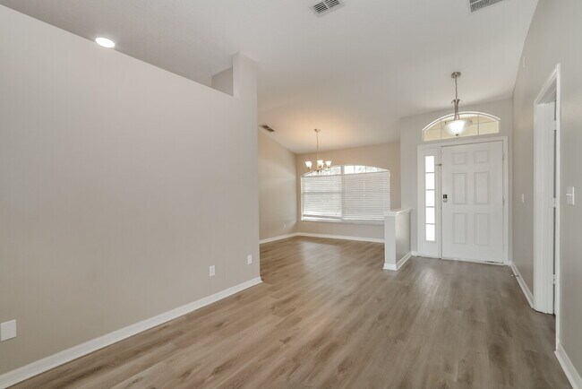 Foto del edificio - 803 Shore Breeze Way