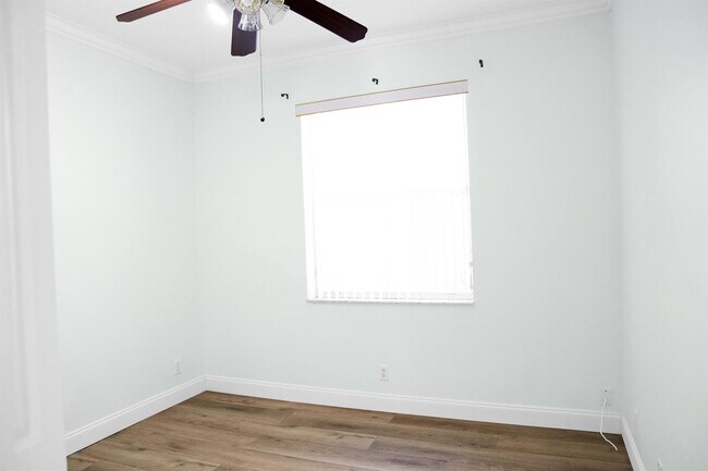Foto del edificio - 307 Mulberry Grove Rd