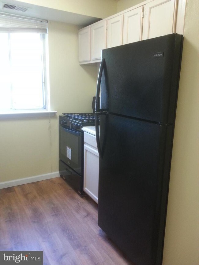 Foto del edificio - 9921 Bustleton Ave