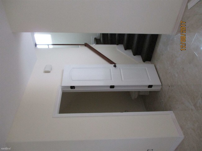 Foto del edificio - 113 Adelita St