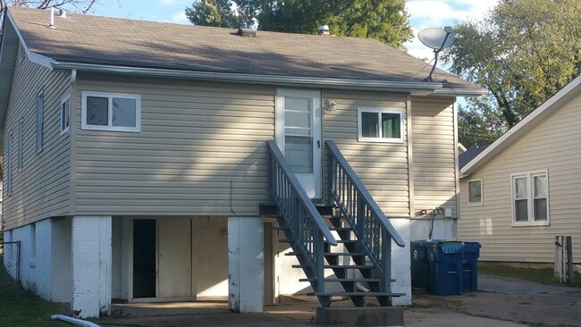 Building Photo - 9420 North