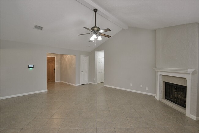 Building Photo - 3318 Golden Willow Dr