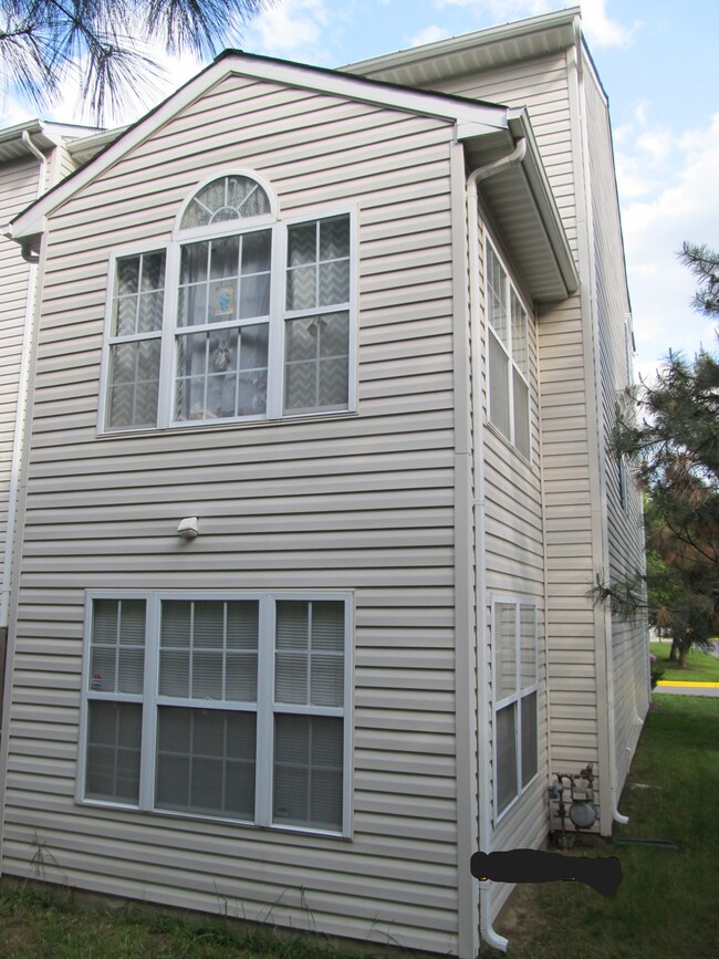 Back View - 16322 Elkhorn Ln