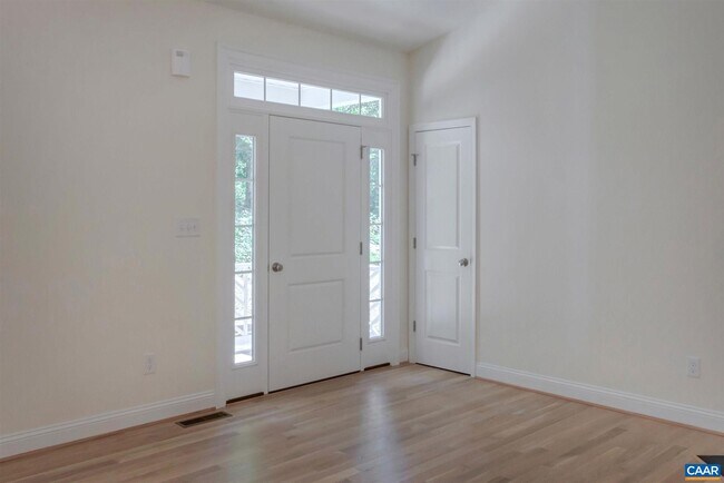 Foto del edificio - 312 Jonquil Rd