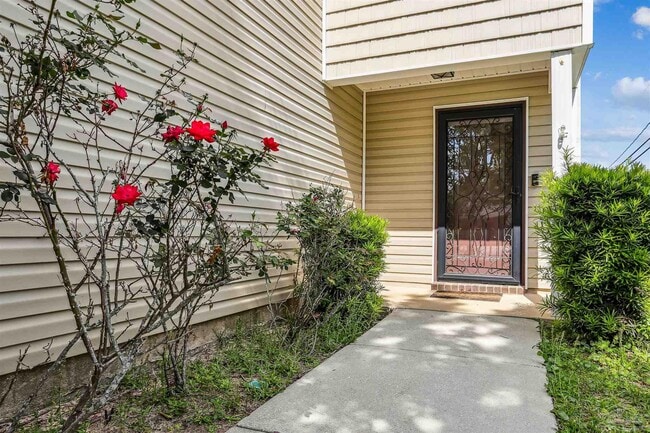 Building Photo - 499 Portside Dr