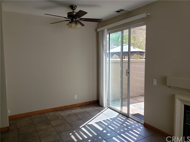 Foto del edificio - 121 Seacountry Ln