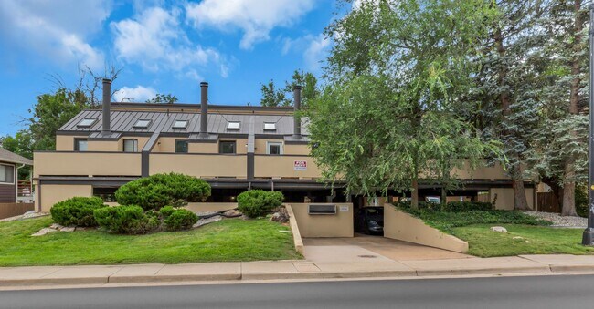 Foto del edificio - Canyon Crest Apartments