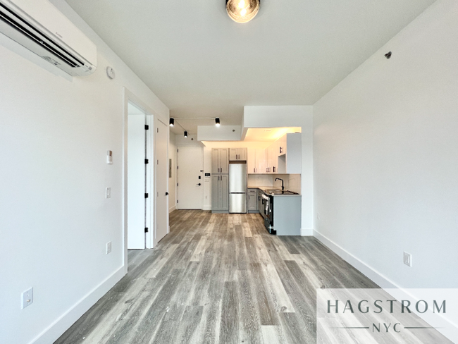 Foto del edificio - 3321 Glenwood Rd