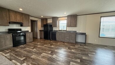 Building Photo - 37846 Sandstone Trl