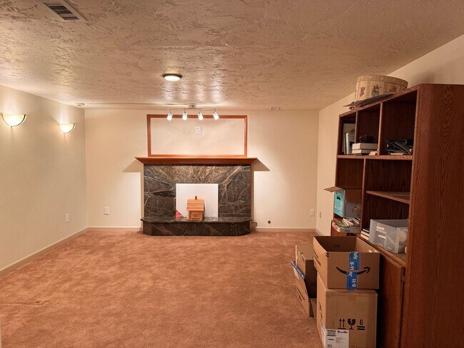 Foto del edificio - Room for rent downtown Coeur d Alene