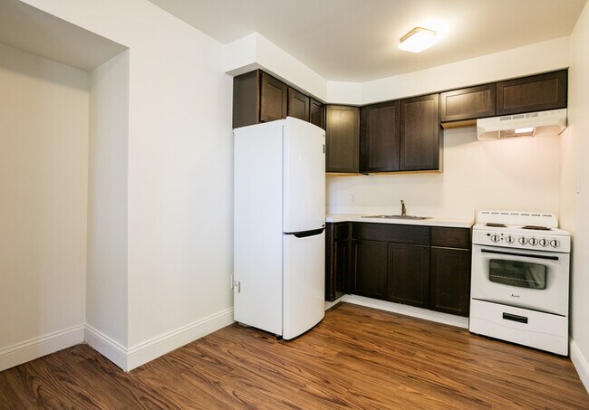 Foto del edificio - 666 Parker St