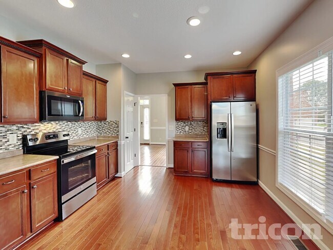 Foto del edificio - 935 Willow Circle