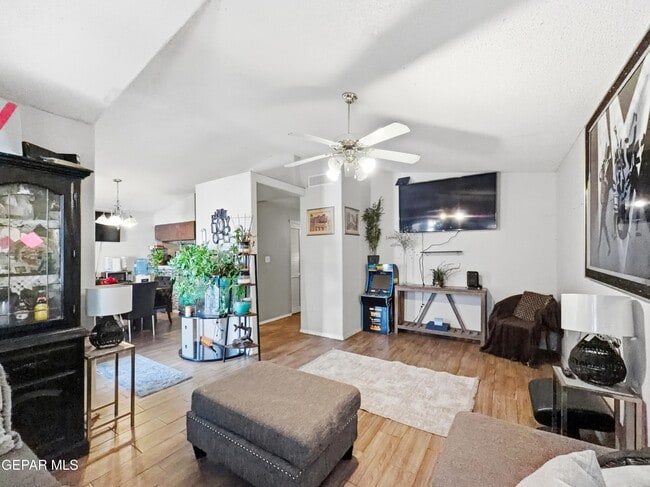 Building Photo - 1476 Enrique Perez Cir