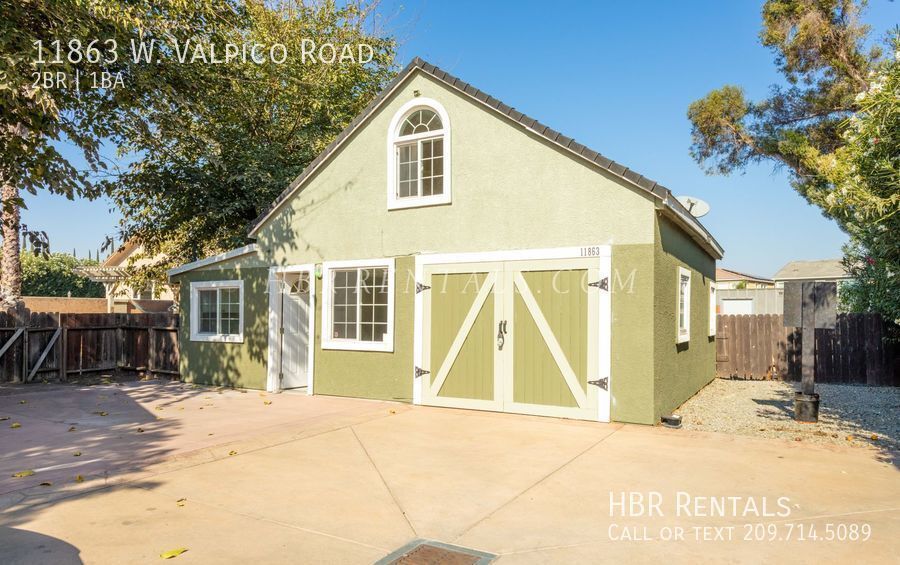 Primary Photo - Casita/Cottage - 2 bedroom Tracy Home for ...