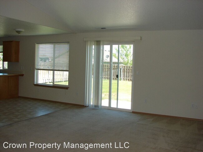 Building Photo - 3 br, 2 bath House - 8403 Stutz Drive
