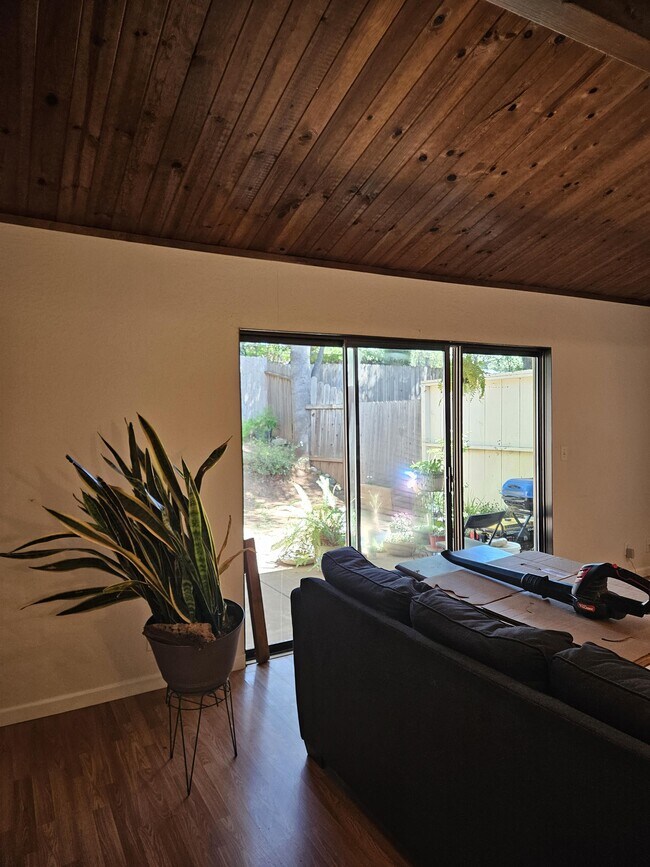 Foto del edificio - 11434 Columbia Village Dr