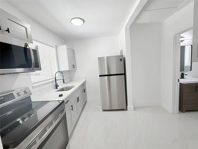 Foto del edificio - 254 E Dania Beach Blvd