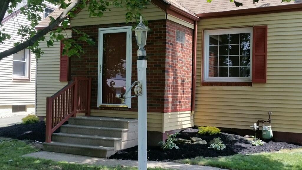 817 Taylor Ave Girard, OH 44420 – photo 4