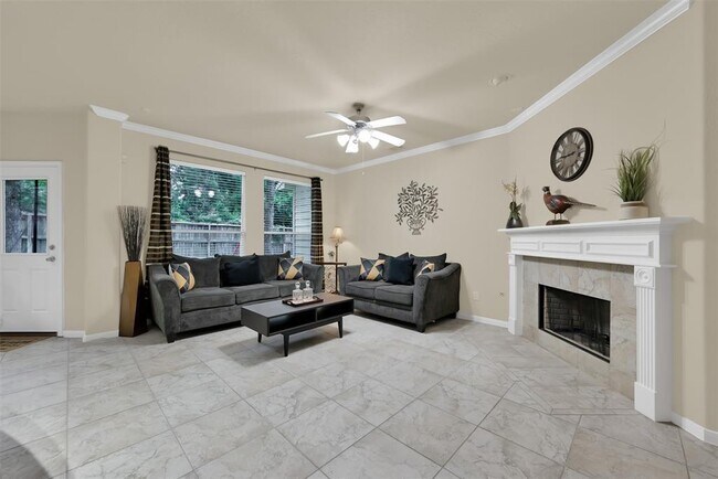 Foto del edificio - 22 Ebony Oaks Pl