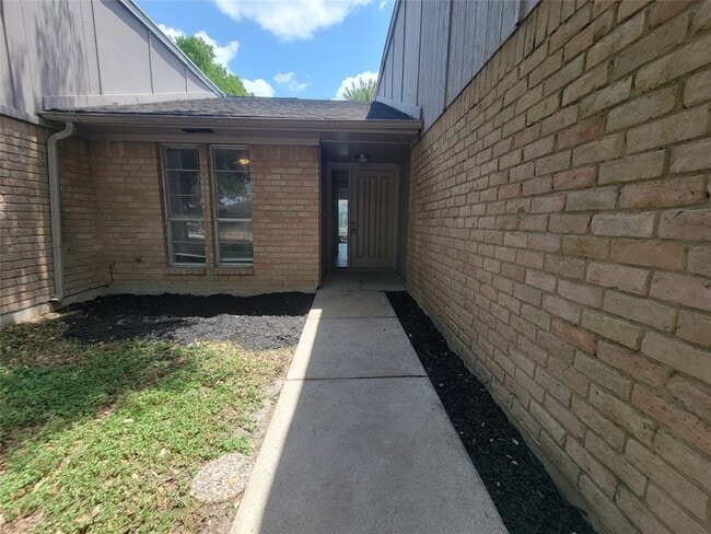 Building Photo - 22431 Coriander Dr