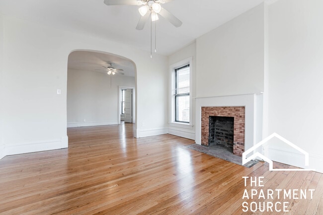 Foto del edificio - 810 N Maplewood Ave