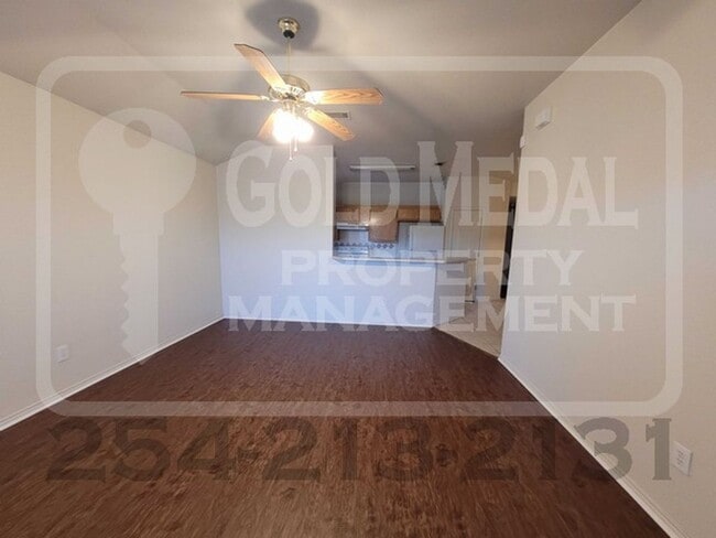 Building Photo - 2808 Lucille Dr