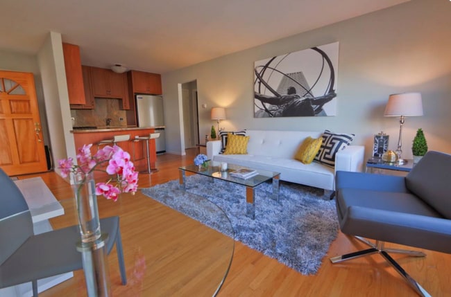 Building Photo - Amazing Noe Valley apartment beautifully u...