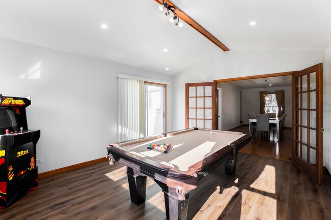 Foto del edificio - 1716 Rutgers Ct