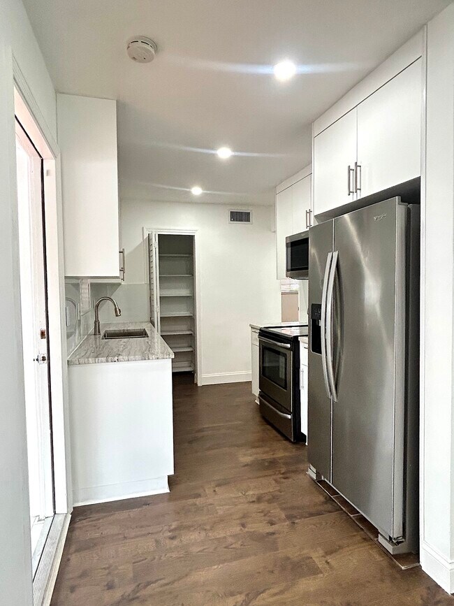 Foto del edificio - 6001 SW 116th Ave