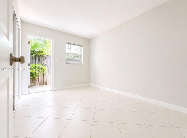 Foto del edificio - 731 SW 14th Ave