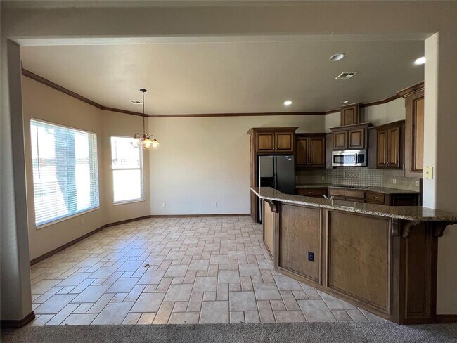 Building Photo - 16505 Moorgate Ln