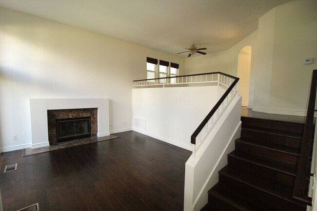 Building Photo - Cape Weston Condo with Great Layout!