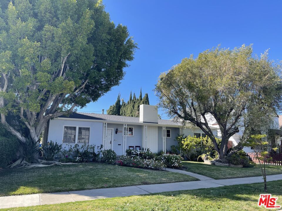 1557 Glenville Dr, Los Angeles, CA 90035 House Rental in Los Angeles