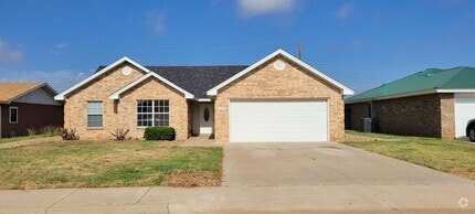 Building Photo - 3020 Cheyenne Dr