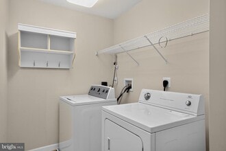 Building Photo - 48262 Easton Ct