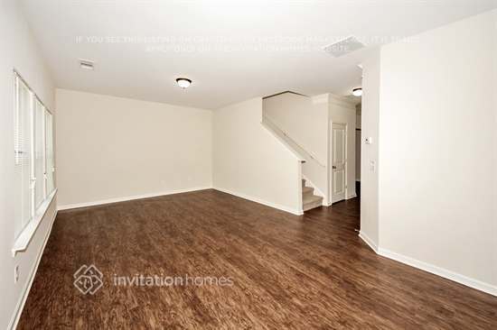 Building Photo - 4112 Oak Field Dr